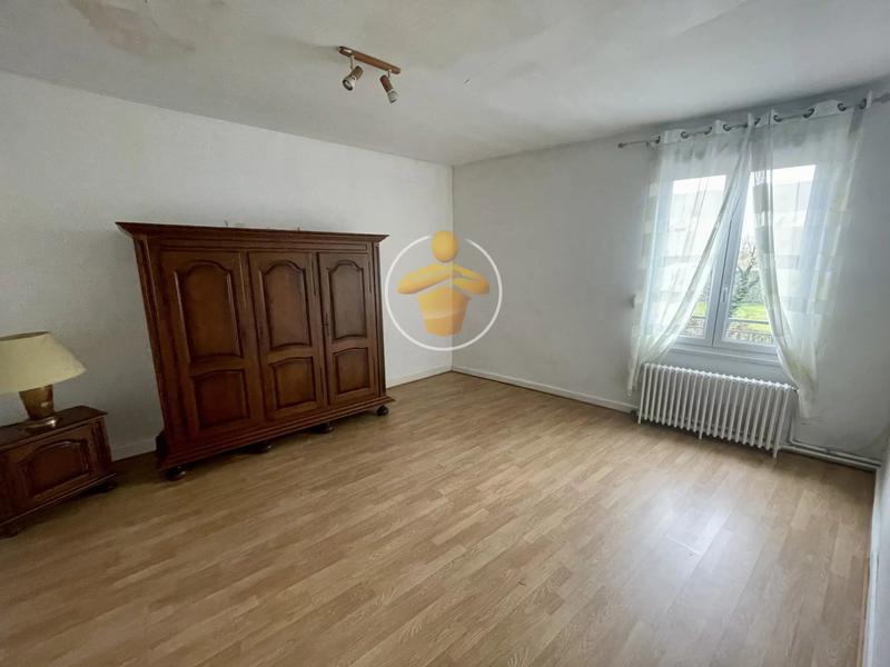 Maison - 295 m² - 9 pièces