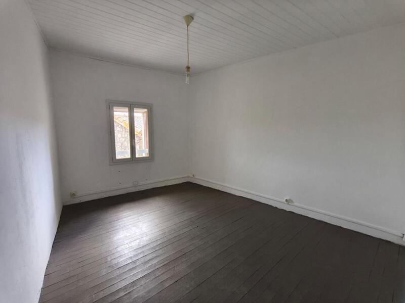 Maison - 150 m² - 10 pièces