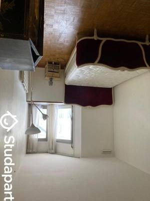 Chambre - 12 m² - 1 pièce