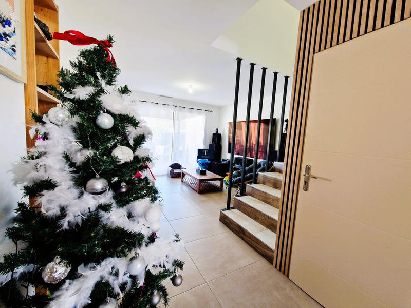 Maison contemporaine - 89 m² - 5 pièces