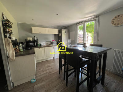 Maison - 102 m² - 5 pièces