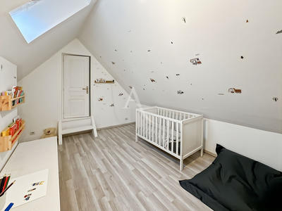 Maison - 147 m² - 5 pièces