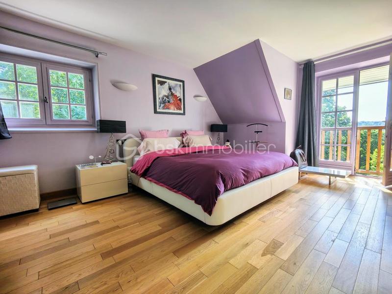 Maison - 171 m² - 7 pièces