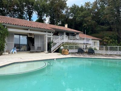 Maison d'architecte - 198 m² - 5 pièces