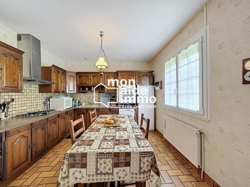 Maison - 135 m² - 6 pièces