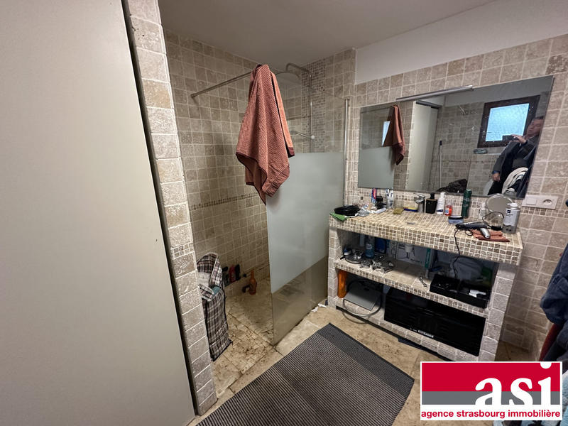 Maison traditionnelle - 117 m² - 4 pièces