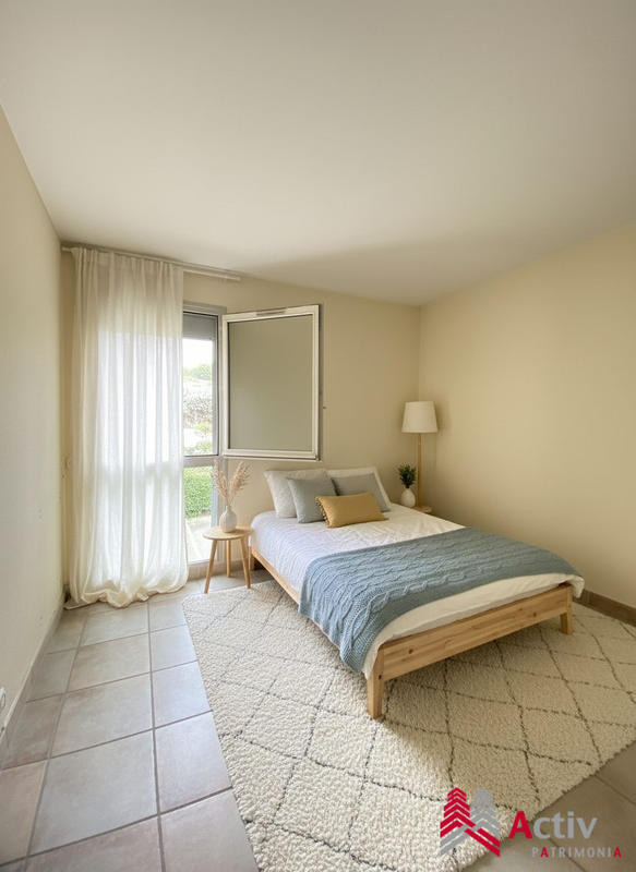 Appartement - 120 m² - 6 pièces