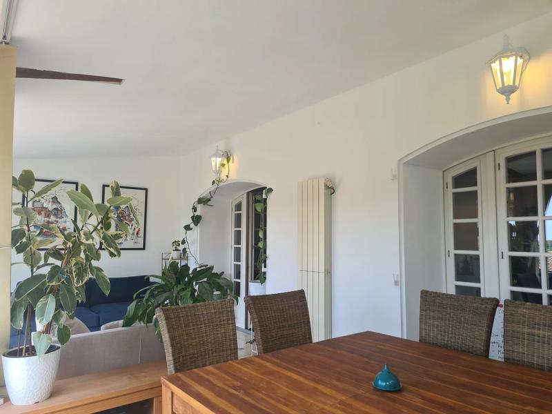 Maison traditionnelle - 185 m² - 8 pièces