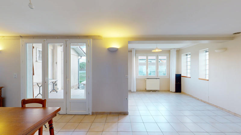 Maison - 98 m² - 4 pièces