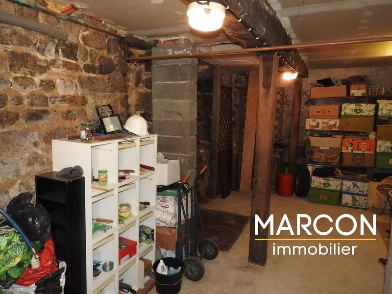 Maison - 214 m² - 8 pièces