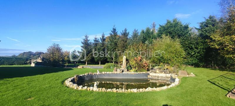 Maison - 218 m² - 7 pièces