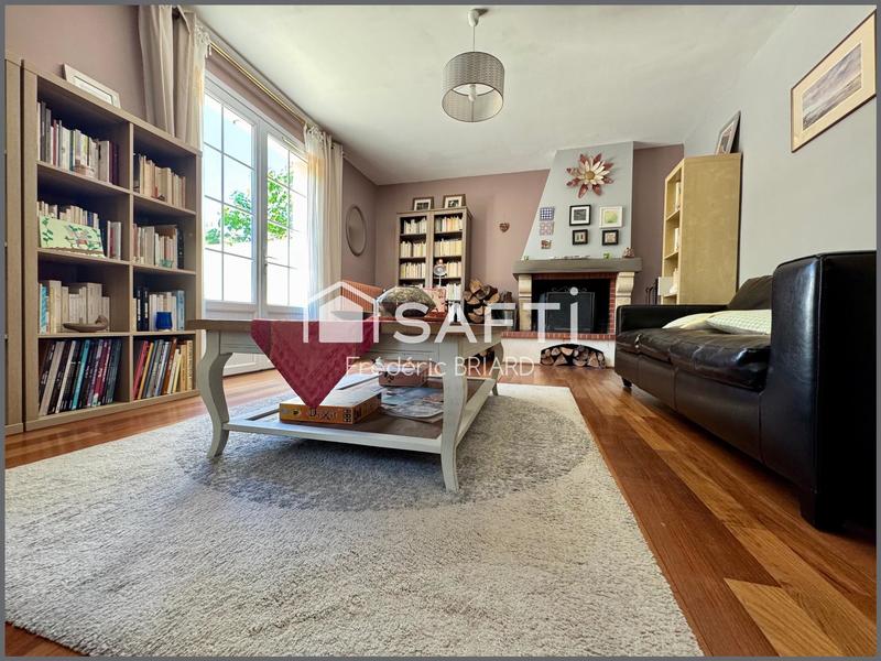 Maison - 220 m² - 10 pièces