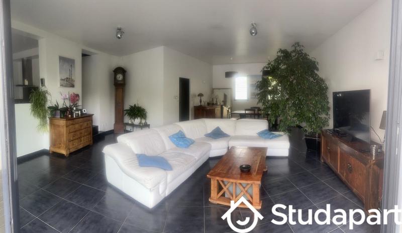 Chambre - 9 m² - 1 pièce