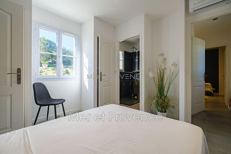 Villa - 90 m² - 4 pièces