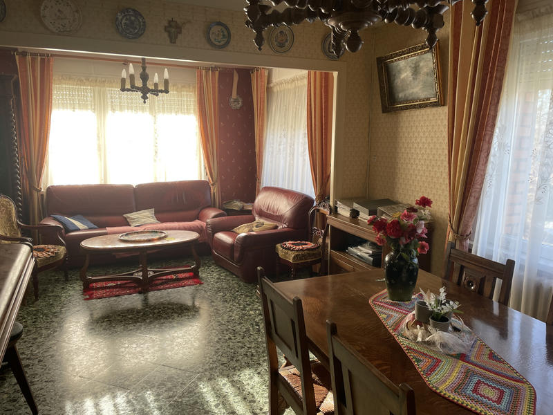 Maison - 110 m² - 7 pièces