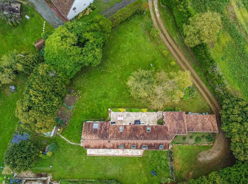 Longère - 180 m² - 6 pièces