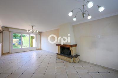 Maison - 93 m² - 4 pièces