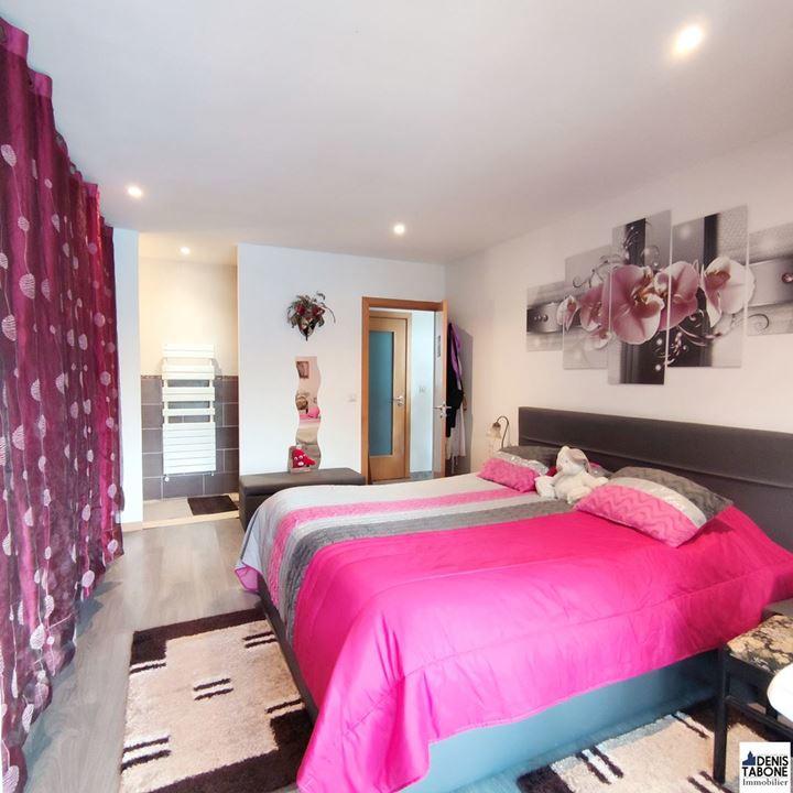 Maison traditionnelle - 178 m² - 7 pièces