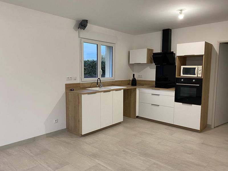 Maison - 95 m² - 4 pièces