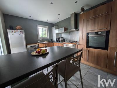 Maison - 119 m² - 5 pièces