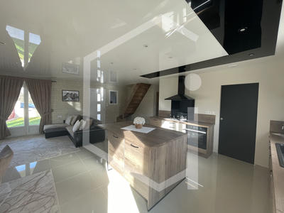 Maison - 125 m² - 4 pièces