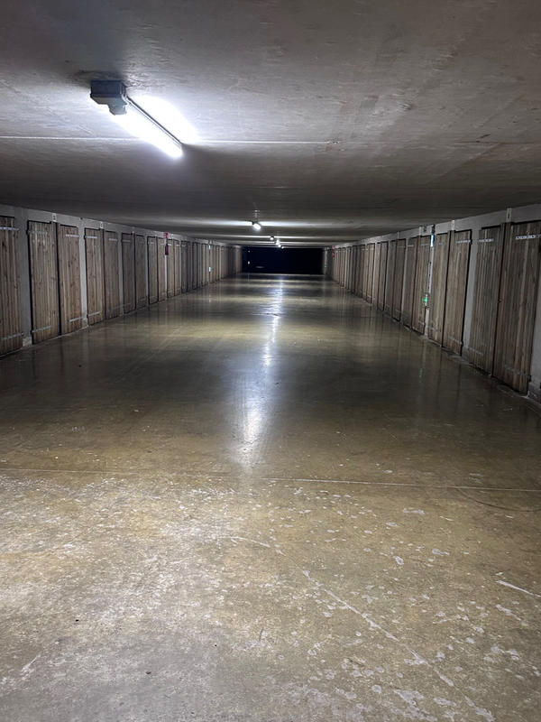 Parking / Garage - 15 m²