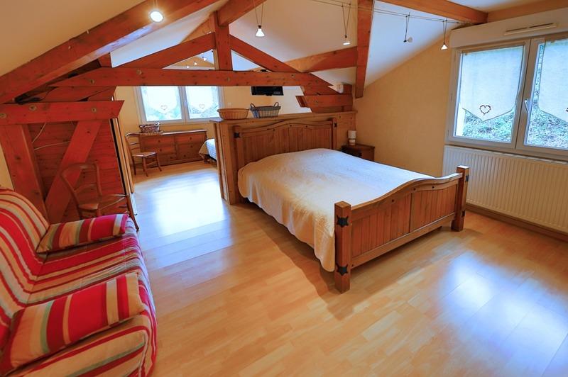 Maison - 211 m² - 7 pièces