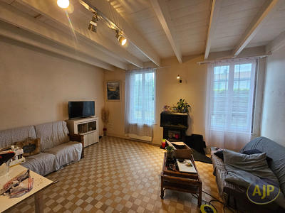 Immeuble - 13 pièces