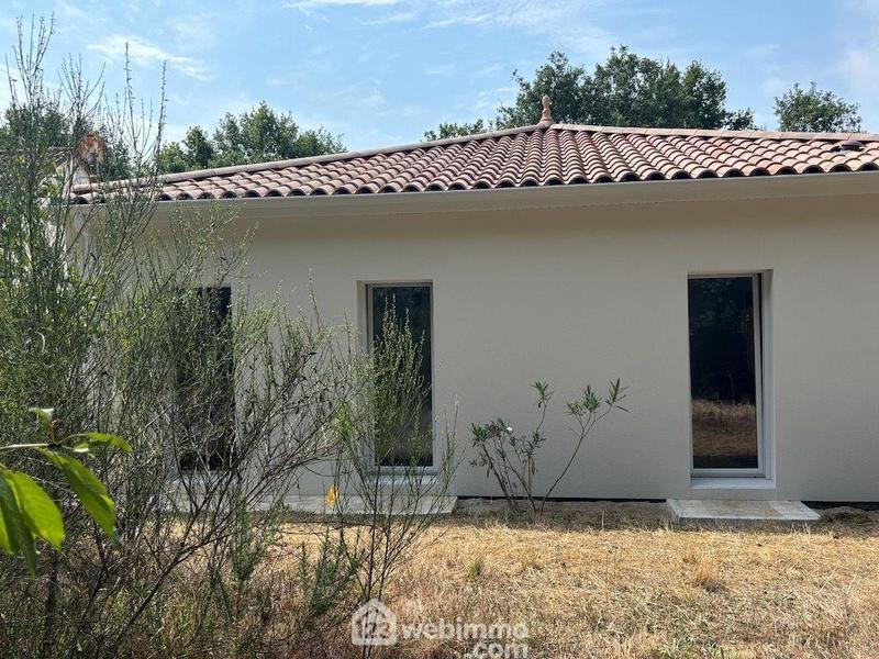 Maison - 88 m² - 4 pièces