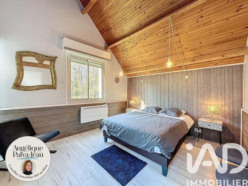 Maison - 242 m² - 8 pièces