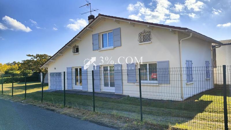 Maison - 121 m² - 6 pièces