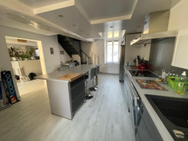 Maison - 168 m² - 7 pièces