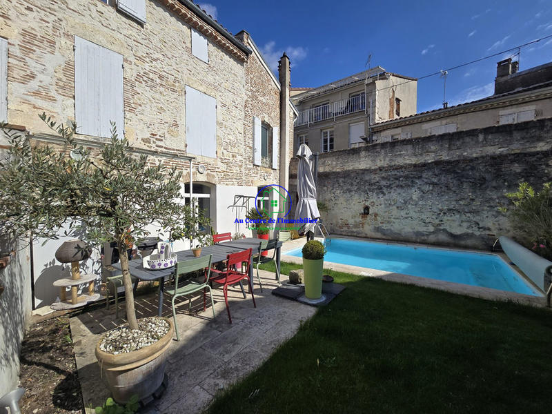 Maison ancienne - 202 m² - 5 pièces