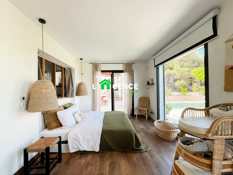 Maison - 158 m² - 4 pièces