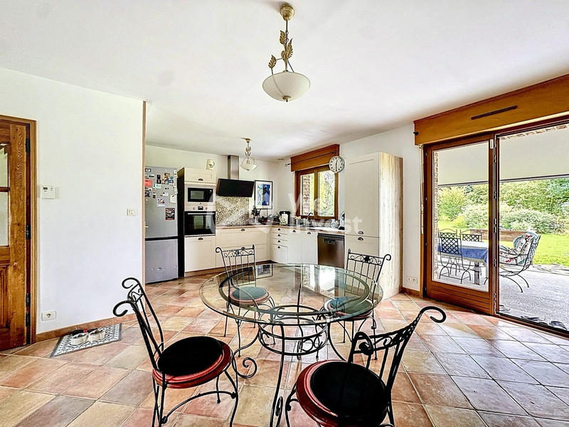 Maison - 138 m² - 5 pièces