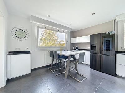 Maison - 163 m² - 6 pièces