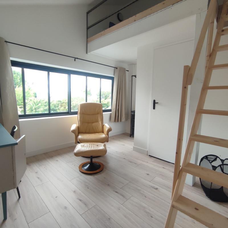 Loft - 251 m² - 5 pièces