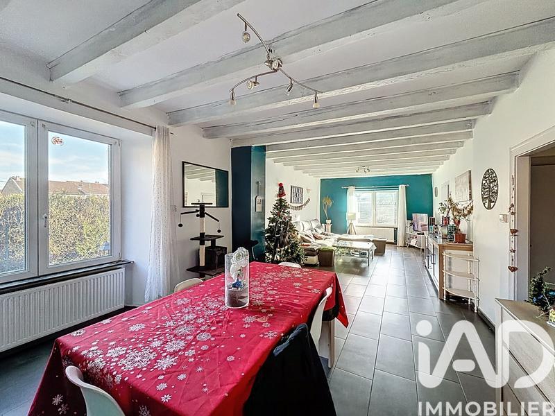 Maison - 204 m² - 6 pièces
