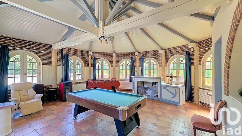 Maison - 246 m² - 7 pièces