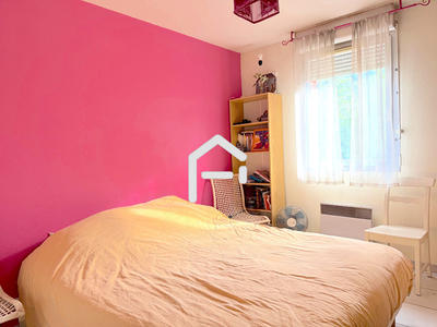 Appartement - 82 m² - 4 pièces