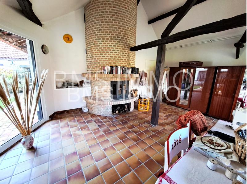 Maison - 270 m² - 8 pièces