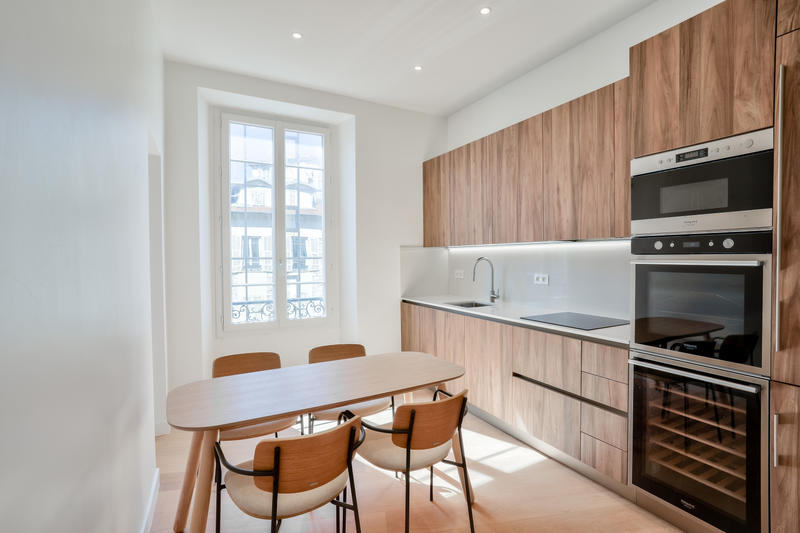 Appartement - 137 m² - 5 pièces