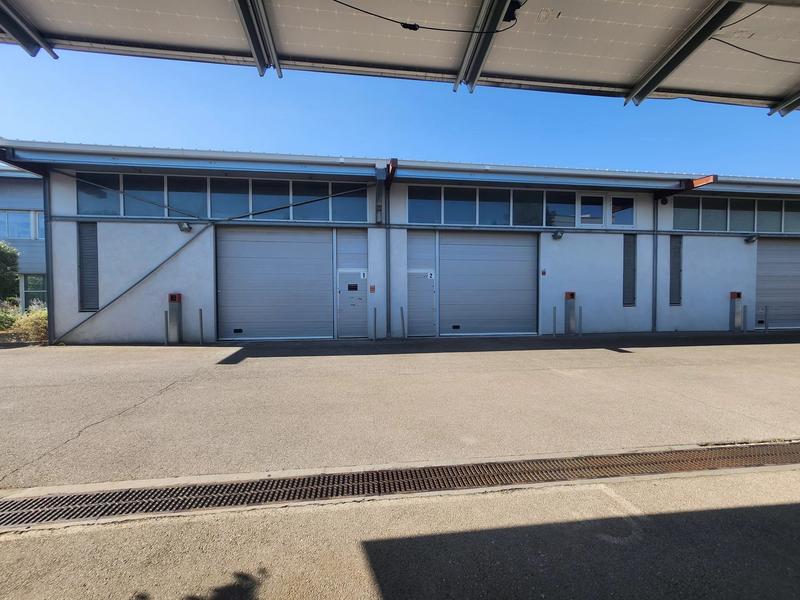 Local commercial - 120 m² - 3 pièces