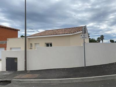 Maison - 96 m² - 5 pièces