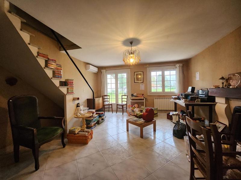 Maison - 180 m² - 6 pièces