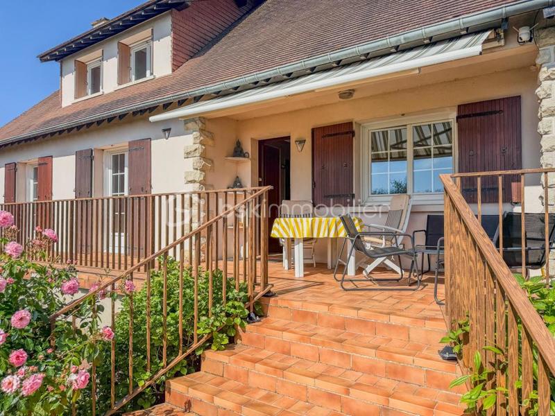 Maison - 146 m² - 6 pièces