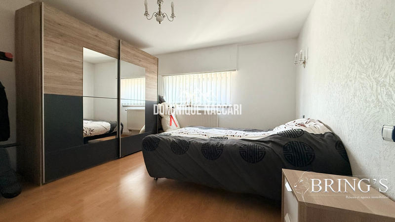 Maison - 180 m² - 6 pièces