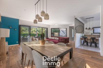 Maison - 135 m² - 5 pièces