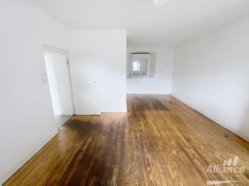 Maison ancienne - 188 m² - 8 pièces