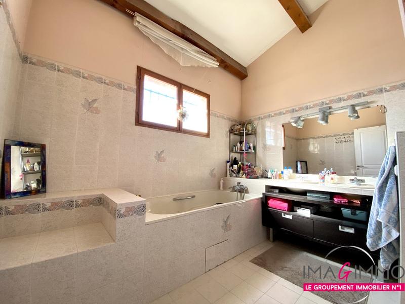 Villa - 163 m² - 5 pièces